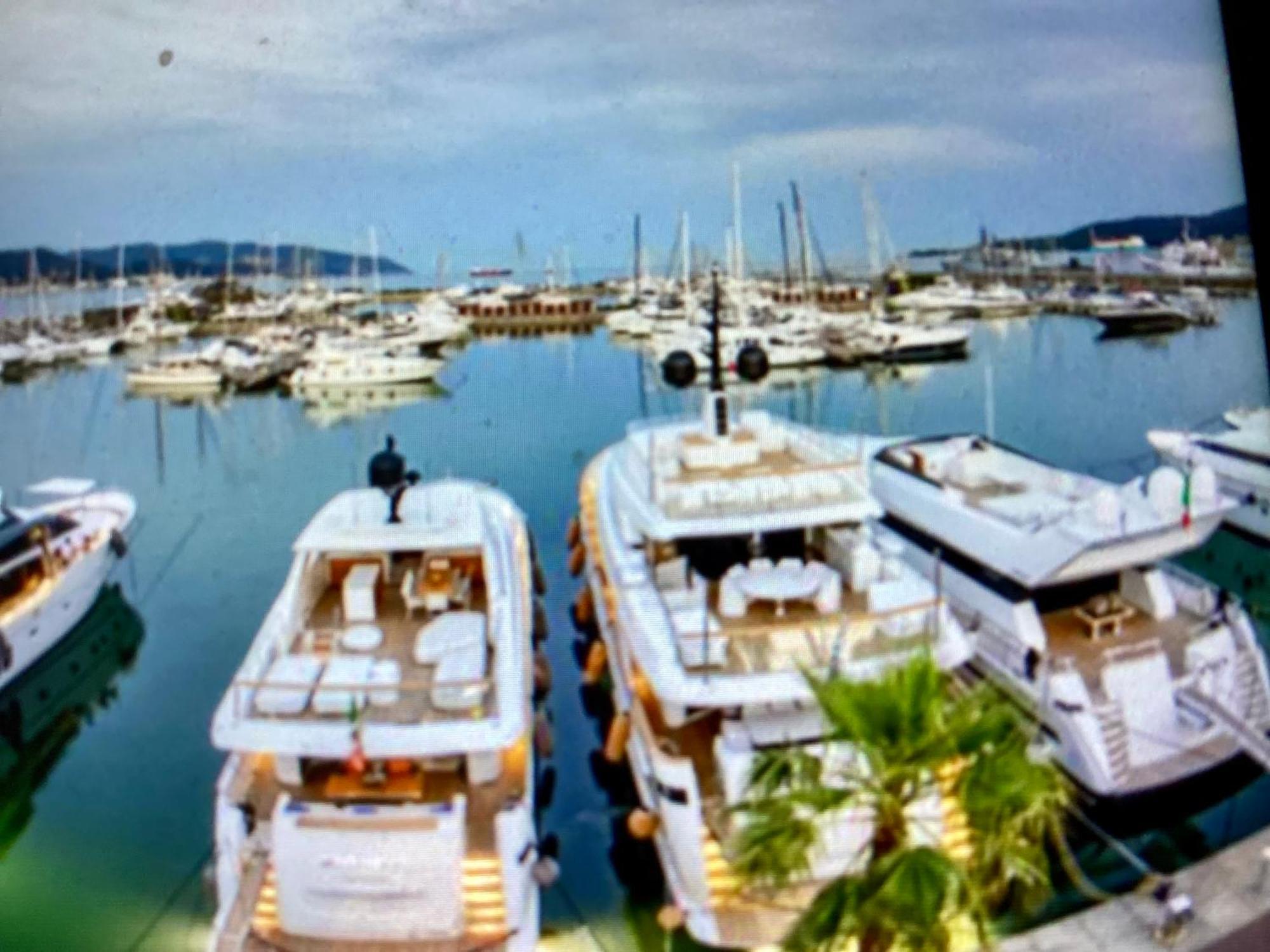 Cinque Terre House Of The Port With Parking Apartment ลาสเปเซีย ภายนอก รูปภาพ